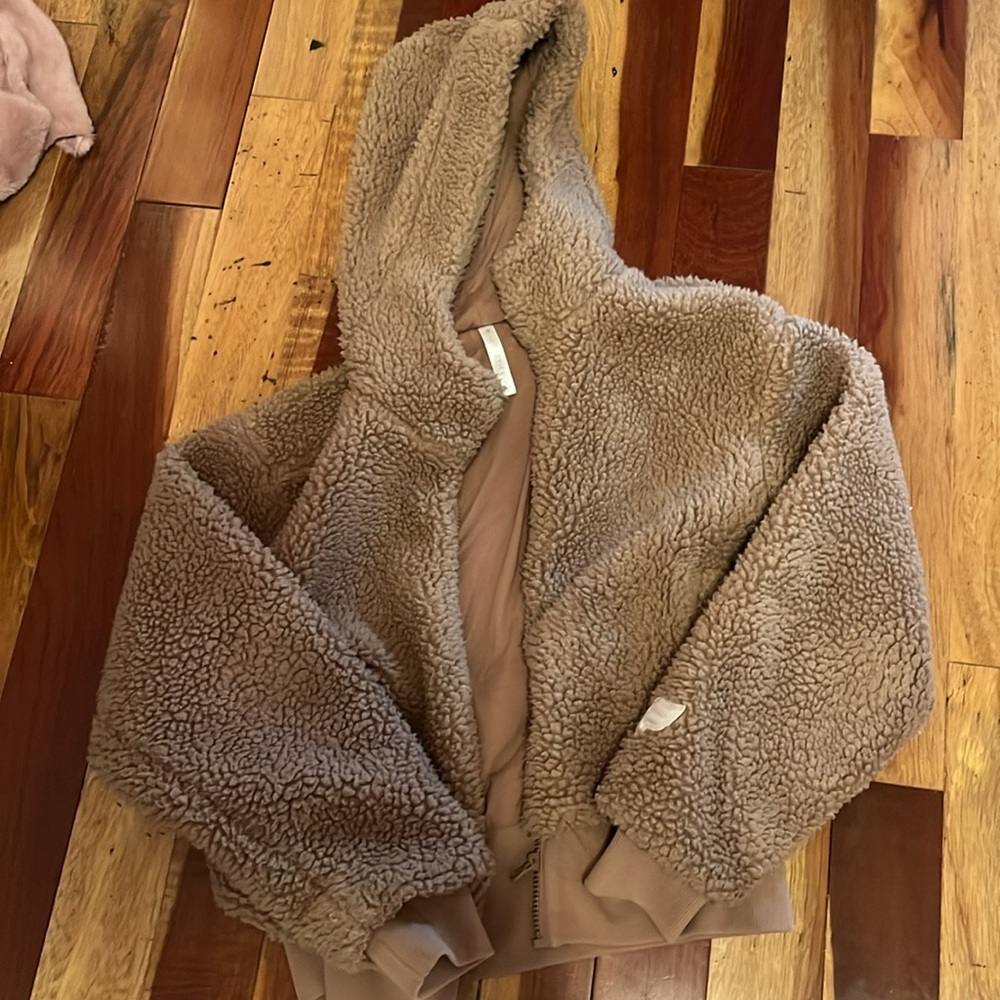 Fabletics jacket! - Picture 9 of 9
